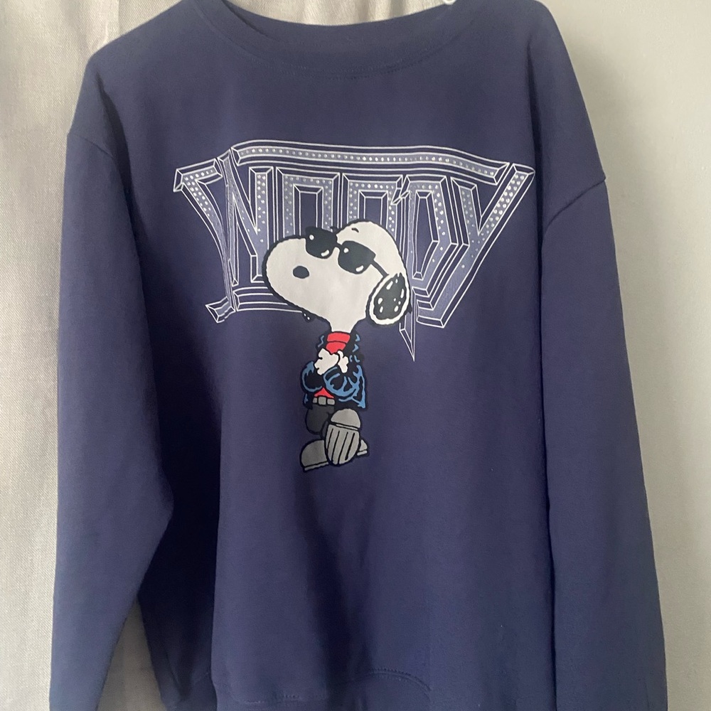 Snoopy Graphic Sweatshirt